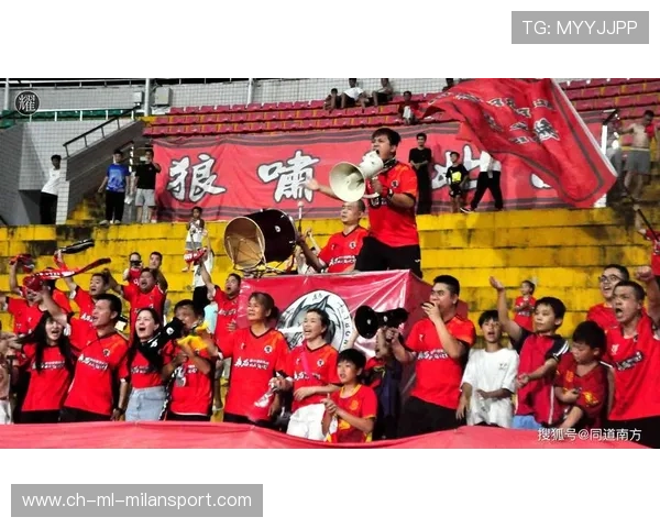 国足头条：内情重磅回归，球迷沸腾！