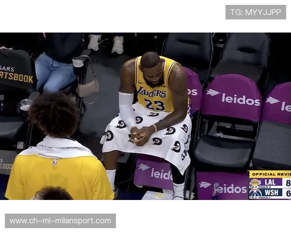 詹姆斯被拍与老对手共饮，和平画面暖翻社媒