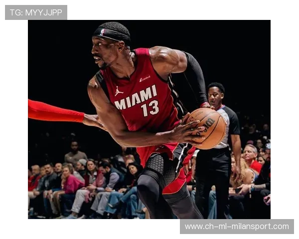 巴特勒外线手起刀落，热火稳住进攻输出